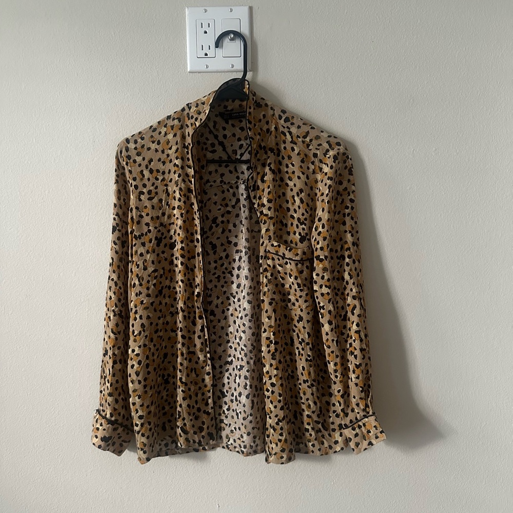 Zara Basic Animal Print Top
